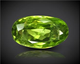 Natural Peridot Certified 5.56 CTS (9526)